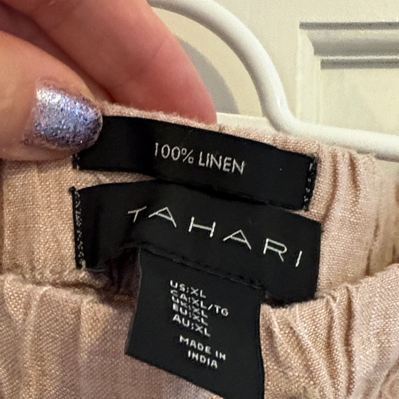Tahari linen drawstring Brown Women's Shorts xl like new - Picture 2 of 4